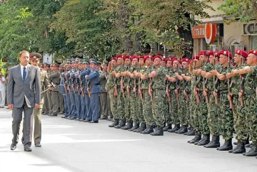 Найденов обсъжда промени в закона за военноинвалидите
