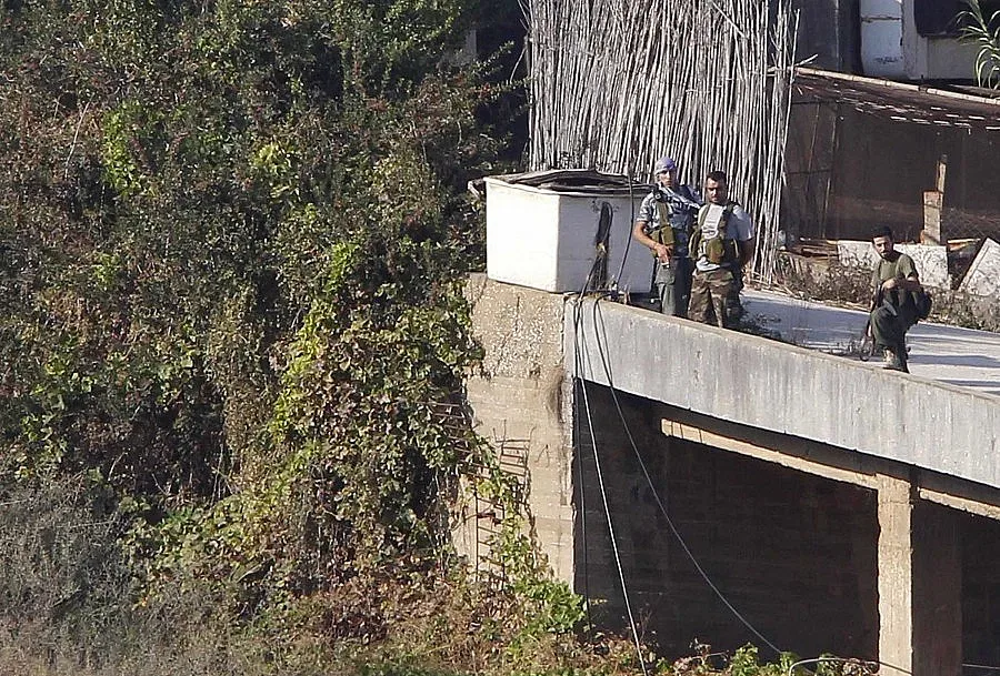 Израел отвърна на атаката на Ливан