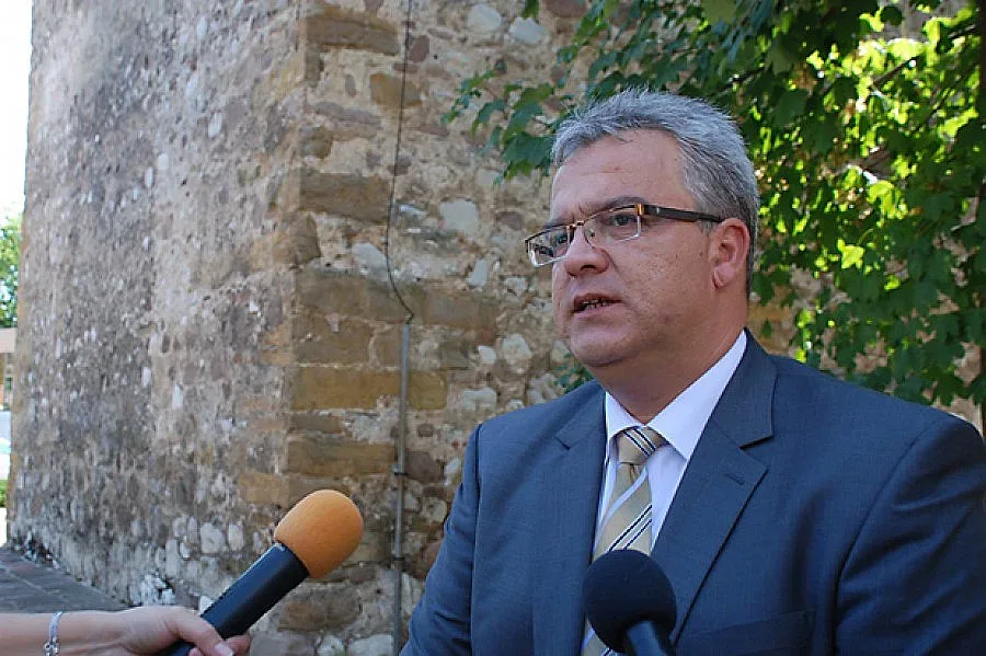 Кметът на Враца катастрофира от преумора