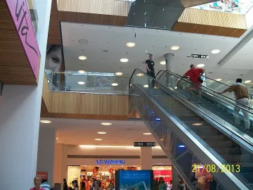 Стефчо летя 10 метра в мола