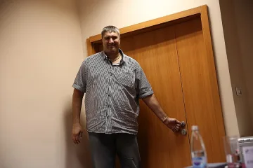 Нови маратонки за волейболистите