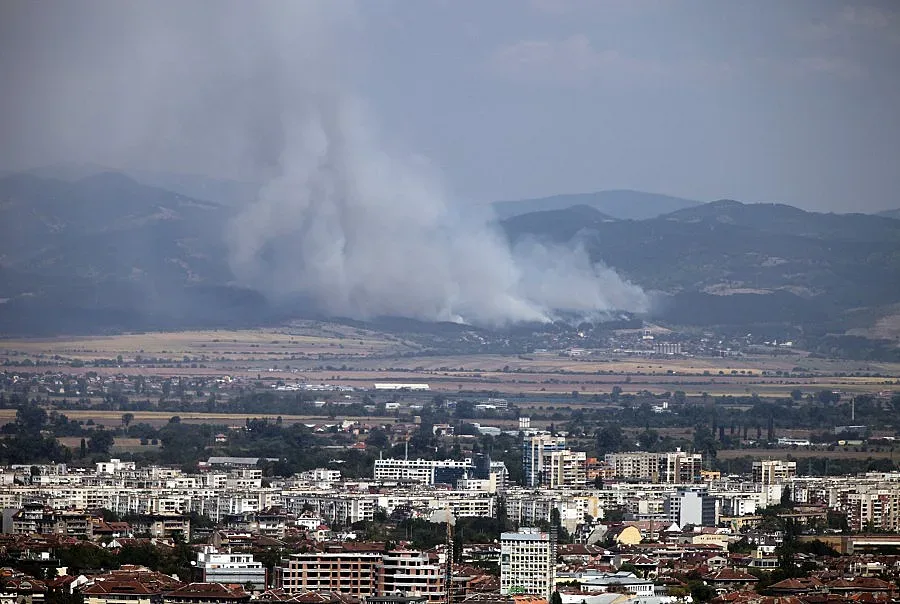 Пожар гори край София 