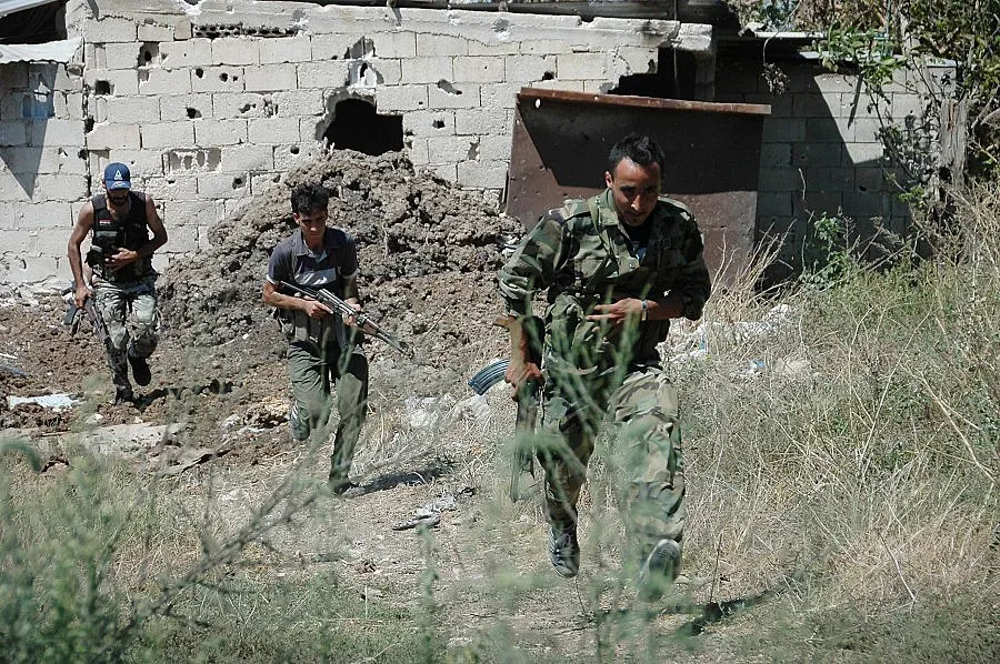 Атаки с парализиращ газ срещу бунтовници в Сирия