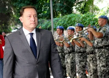 Ревизират сделки с военни имоти