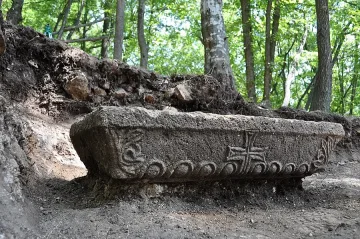Находки от Желязната епоха откриха в "Глухите камъни"