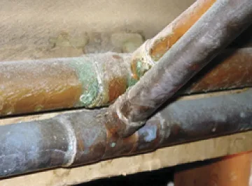 Корозирал водопровод оставя стотици без вода край Кърджали