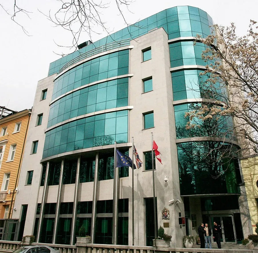 Мълчалив протест пред Английското посолство