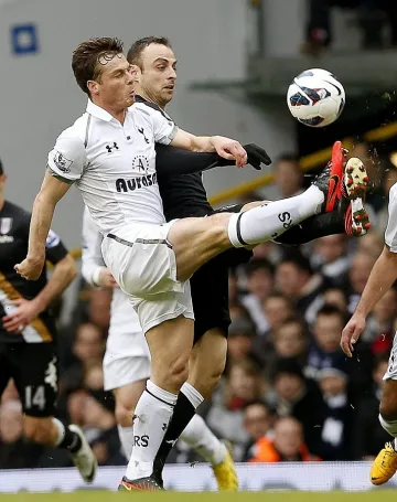 Скот Паркър подписа с Фулъм 