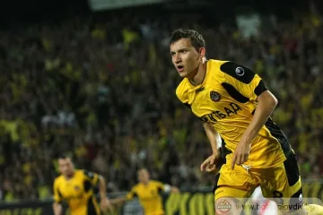 Сензация: Тодор Неделев на крачка от Тотнъм 