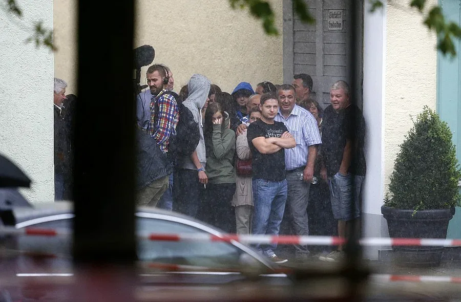 Мъж взе заложници в кметство в Германия 