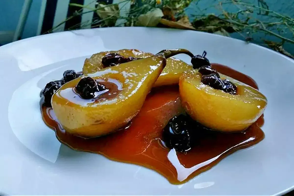 Вкусно, по-вкусно, най-вкусно! Карамелизираните круши на баба