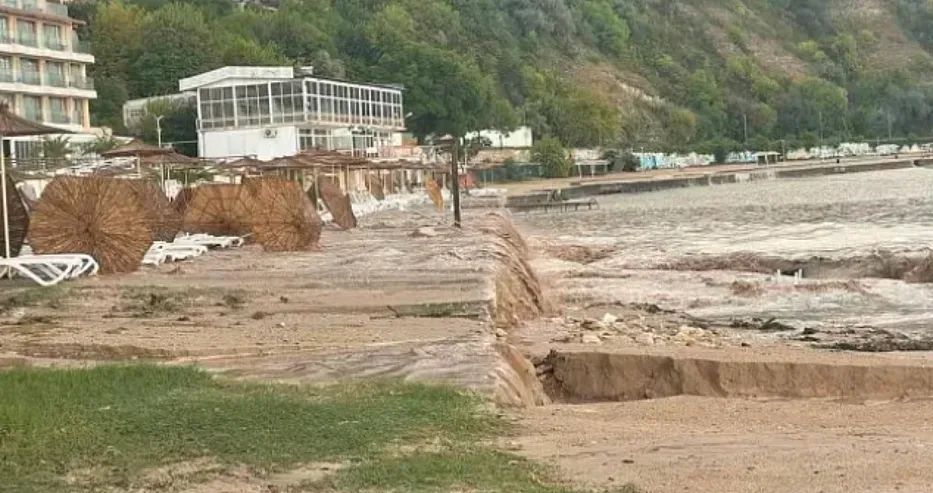Нова серия. Невиждан потоп удари голям наш град!