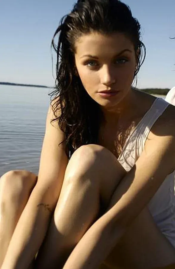 Диляна Попова и Лора Караджова оцеляват в Ботсвана