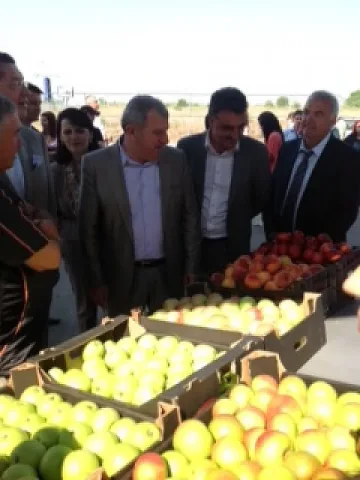 Дават глътка въздух на земеделците