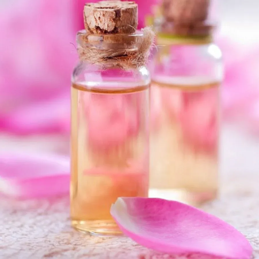 Патентоваме си розовото масло