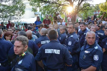 Полицаи с по 250 часа извънреден труд покрай протестите