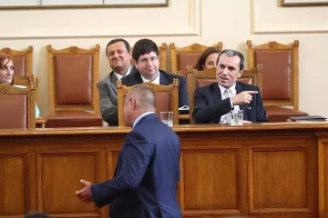 Депутатите отхвърлиха президентското вето