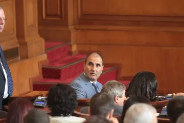 Цветанов към Кутев: Не провокирайте провокации