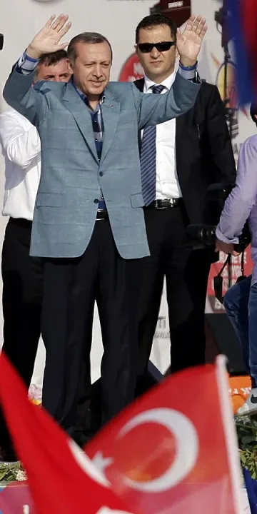 Турция и Египет отзоваха посланиците си