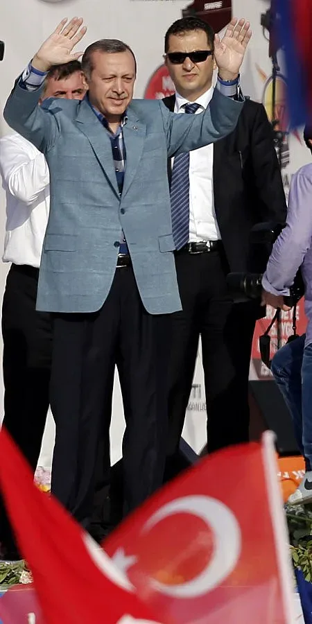 Турция и Египет отзоваха посланиците си