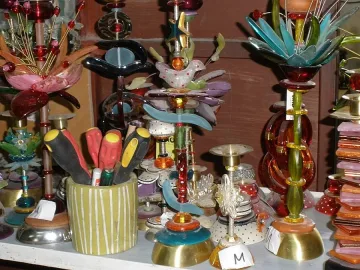 Бижута от Челопечене красят парижанки