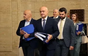 С надежда за управление след изборите ГЕРБ се регистрира в ЦИК
