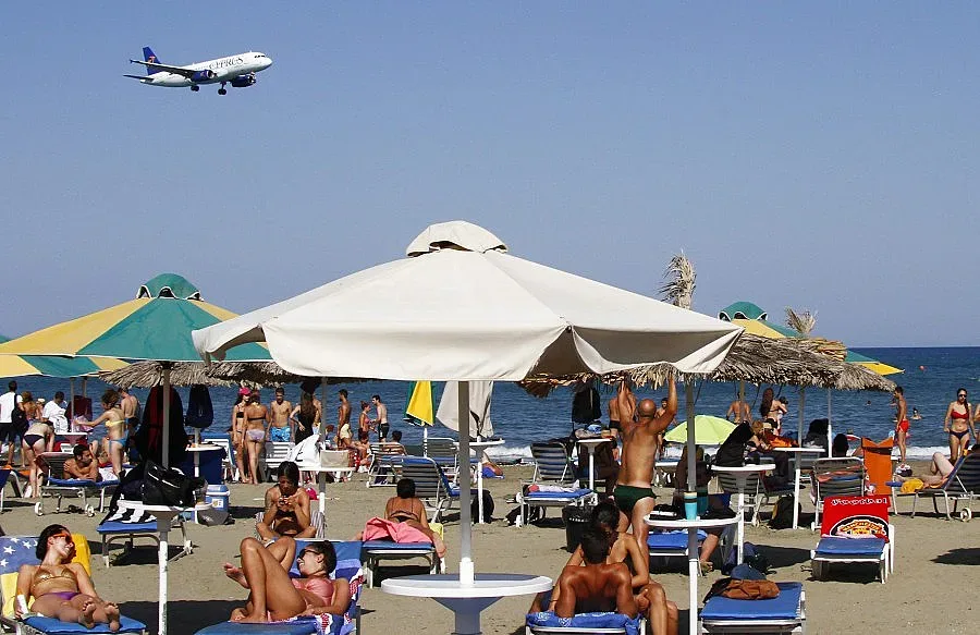 Гърция и Турция ни привличат с ниски цени