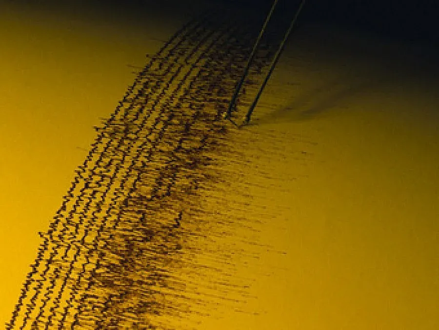 Втори трус удари Своге