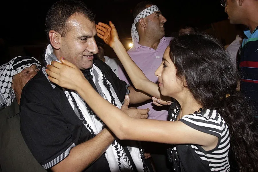 Израел освободи палестински затворници