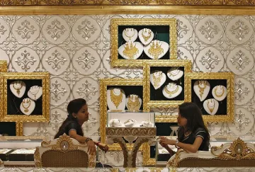 Индия вдигна митата за внос на злато