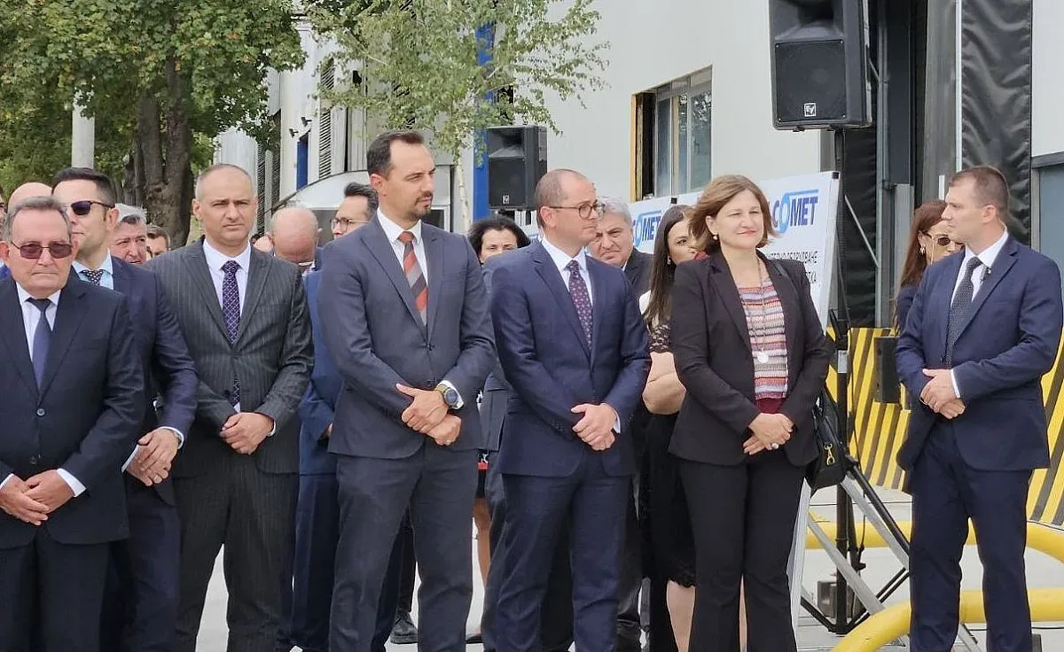 Нов завод изстрелва наш град в небето. Рекордни пари