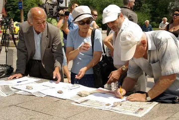 Контрапротест за 20 минути направиха в София