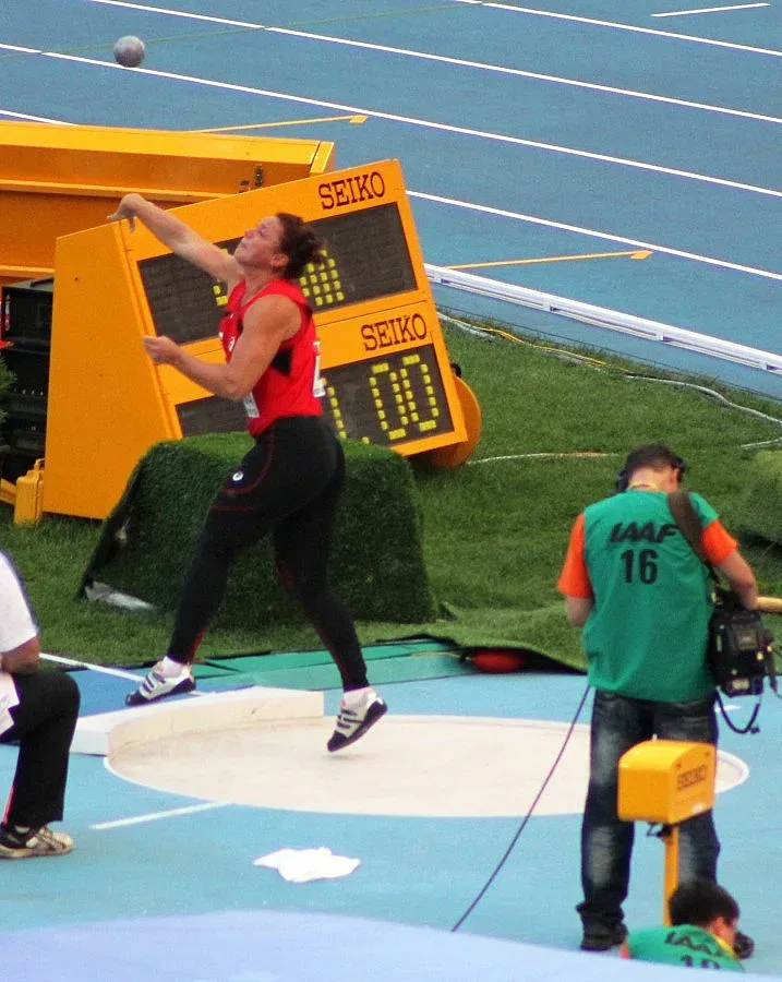 Мавродиева остана на 53 см от финала на гюле