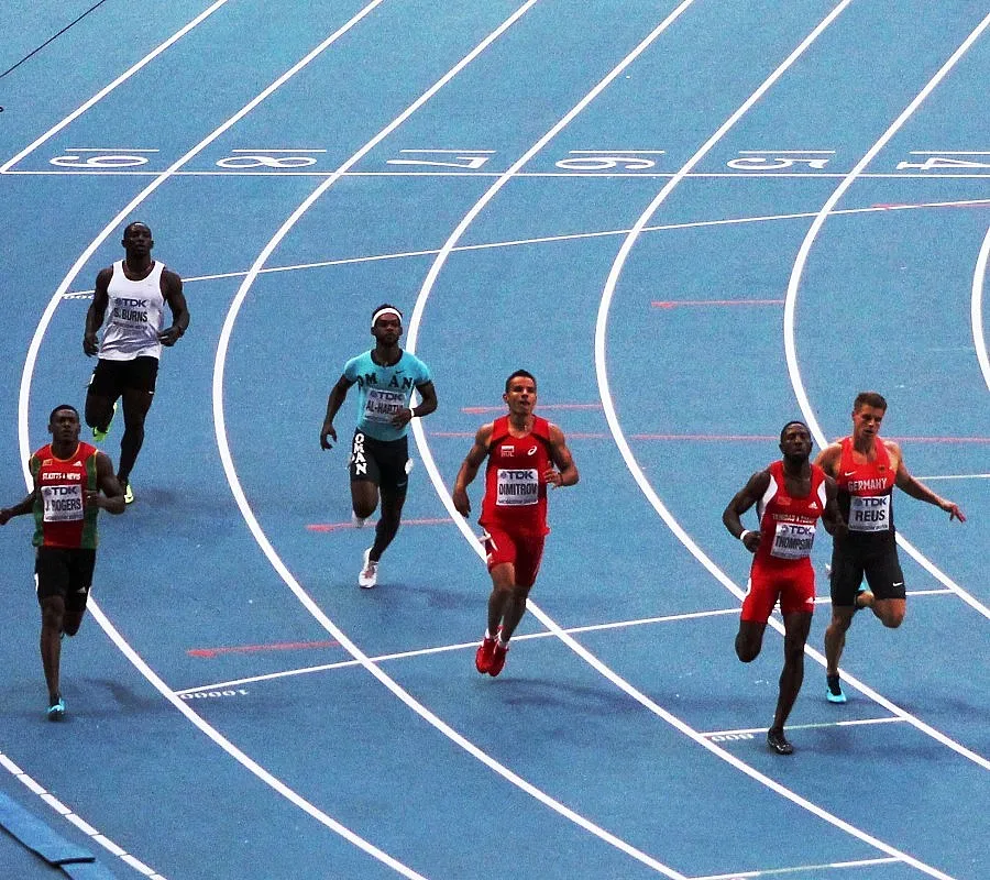 Денис Димитров дебютира световното с 10,29 сек на 100 м