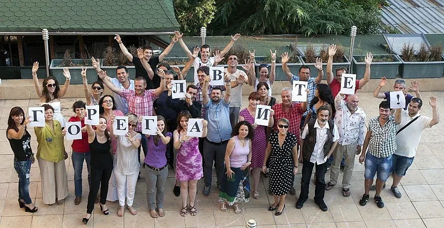 Горе главите със "Стандарт"