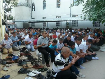 Бейхан Мехмед: Нека Всевишният дари човечеството с мир