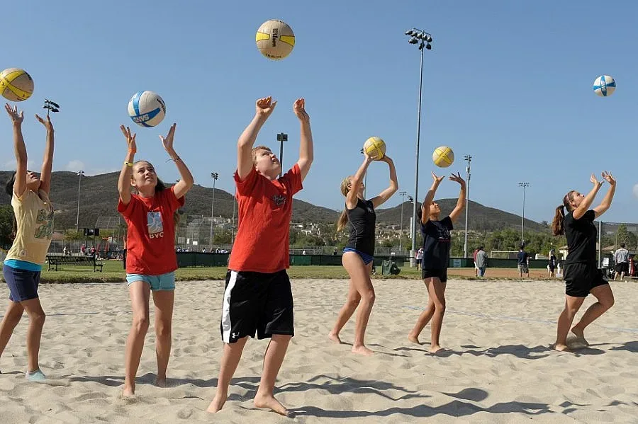 Боровец приема първия плажен волейбол в планината