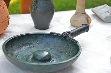 Откриха обредни съдове от бронз