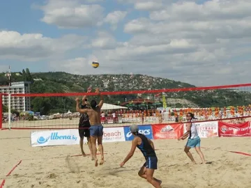 Награден фонд от 10 хил. лв. за плажен волейбол в Албена