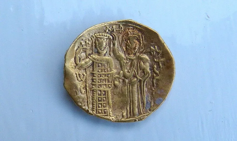 Горещо! Златна византийска монета изскочи на неочаквано място у нас