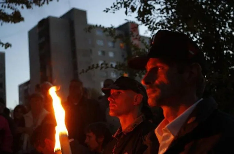 Унгария осъди 4 за расистки убийства на роми