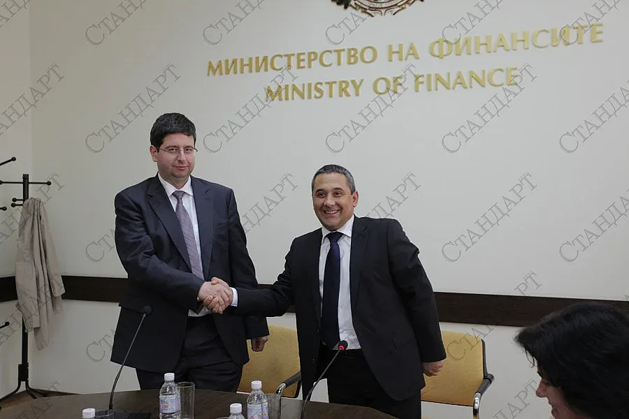 МФ: Президентът ще е отговорен за социалните плащания