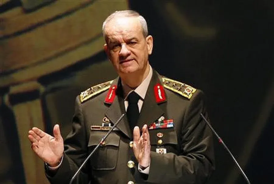 Доживотен затвор за бивш шеф на генщаба на Турция