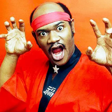 Макарена взриви страстите