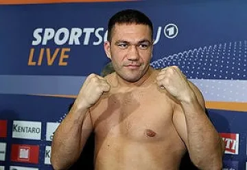 Кобрата:  Ще бия Томпсън, а после ще се разправя с Кличко