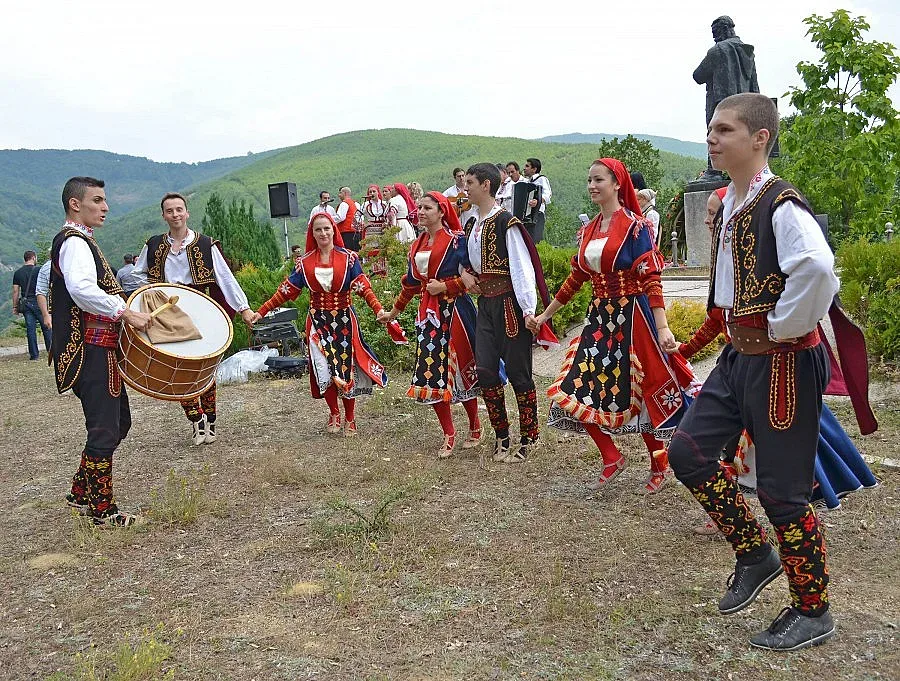 Събор за Илинден събра 5000 души на Попови ливади