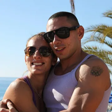 Ивет подписва в църква на 745 години