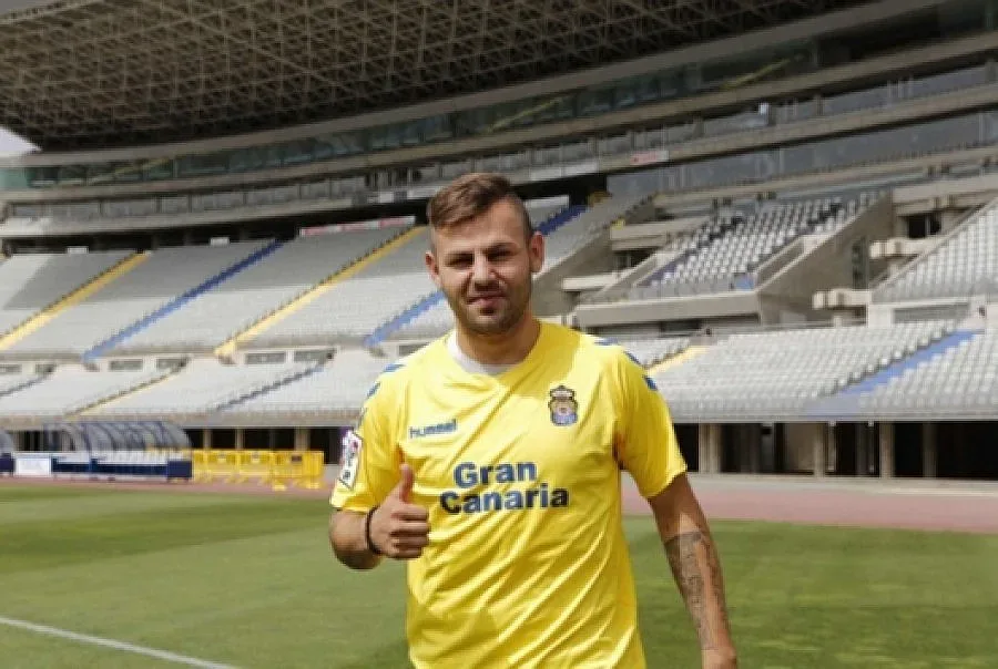 Три спални за Спас Делев