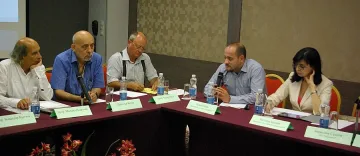 Още 4 партии в десния блок