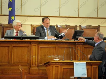 “Вечните обвиняеми” скараха депутатите